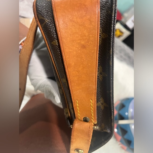 Louis Vuitton Vintage Cartouchiere Crossbody with COA - Picture 5 of 16